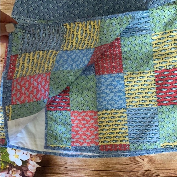 Vineyard Vines Patchwork Wrap skirt (no shorts) - Picture 4 of 7